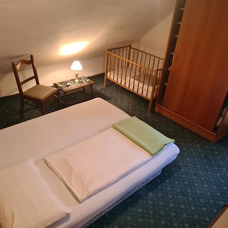 Hotel Jerolitsch Krumpendorf Екстериор снимка