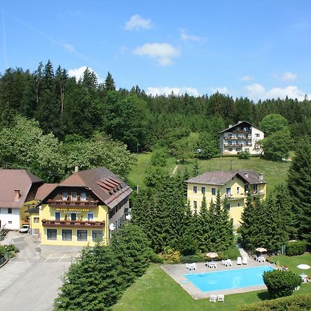 Hotel Jerolitsch Krumpendorf Екстериор снимка