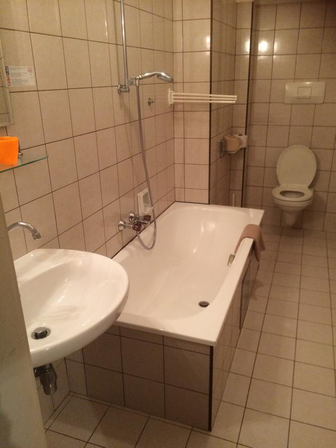 Hotel Jerolitsch Krumpendorf Екстериор снимка